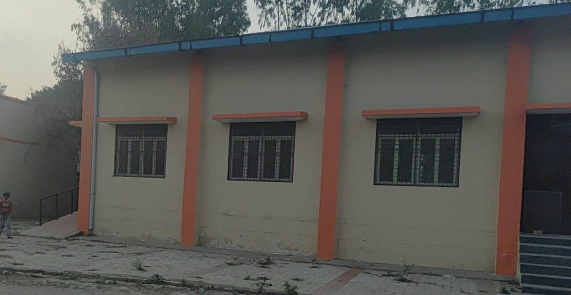 मवीकलां के राजकीय हाईस्कूल के उच्चीकरण के लिए दो करोड़ रुपये मिले की खबर से संबंधित फोटो। अम मवीकलां के राजकीय हाईस्कूल के उच्चीकरण के लिए दो करोड़ रुपये मिले की खबर से संबंधित फोटो। अम