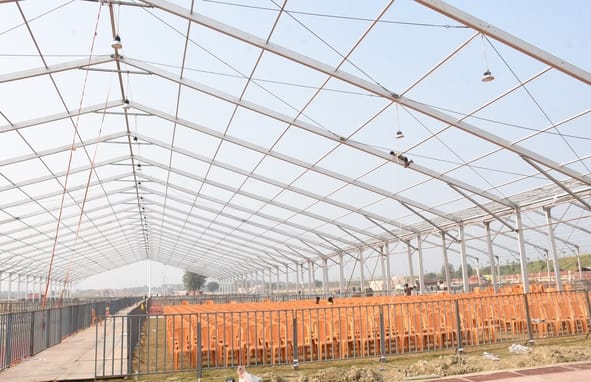 राष्ट्र प्रेरणा स्थल पर लोकार्पण समारोह के लिए चल रही तैयारियां। राष्ट्र प्रेरणा स्थल पर लोकार्पण समारोह के लिए चल रही तैयारियां।