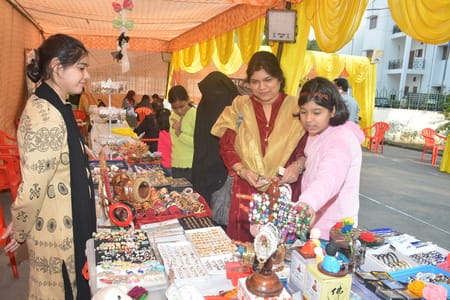 दिलकुशा लॉन में आयोजित जायका और जबान दो दिवसीय सांस्कृतिक उत्सव में लखनऊ की तहजीब, अदब और साझी 