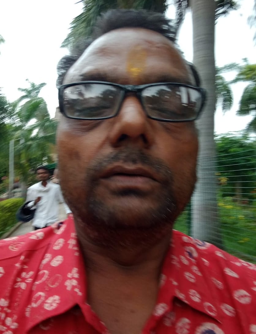 17 कप्तानगंज कस्बा में मौके पर जुटी भीड़। संवाद 17 कप्तानगंज कस्बा में मौके पर जुटी भीड़। संवाद