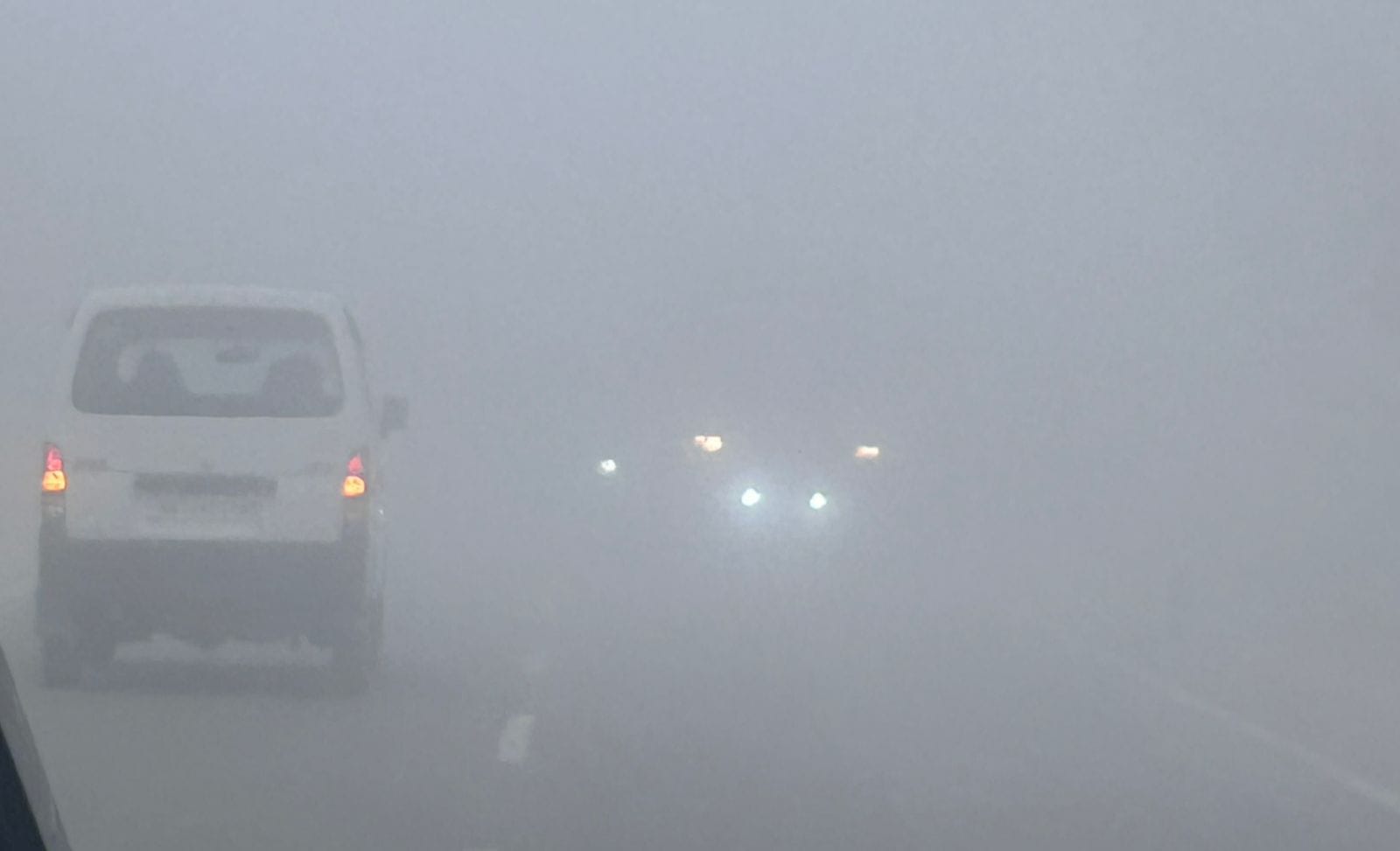 40...रोहतक रेलवे स्टेशन के निकट घने कोहरे के दौरान ट्रेन के आगे से अपनी जान की परवाह किए बगैर स