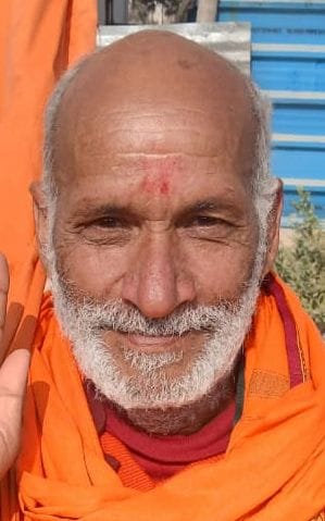 फोटो 8 मंगलवार को मैनपुरी रेलवे स्टेशन पर ट्रेन का इंतजार करते यात्री। संवाद फोटो 8 मंगलवार को मैनपुरी रेलवे स्टेशन पर ट्रेन का इंतजार करते यात्री। संवाद