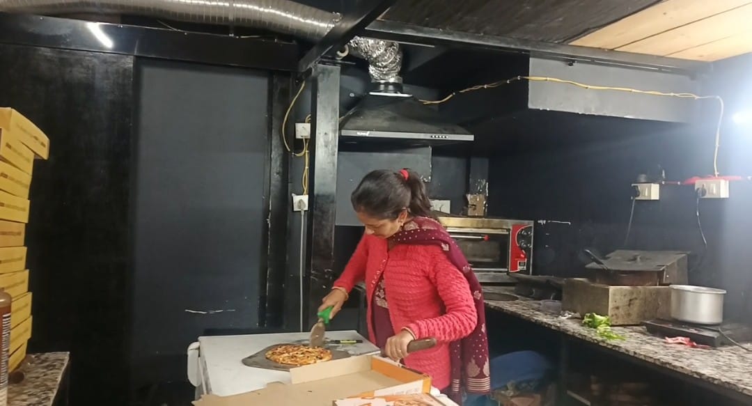नंदिनी मिश्रा
