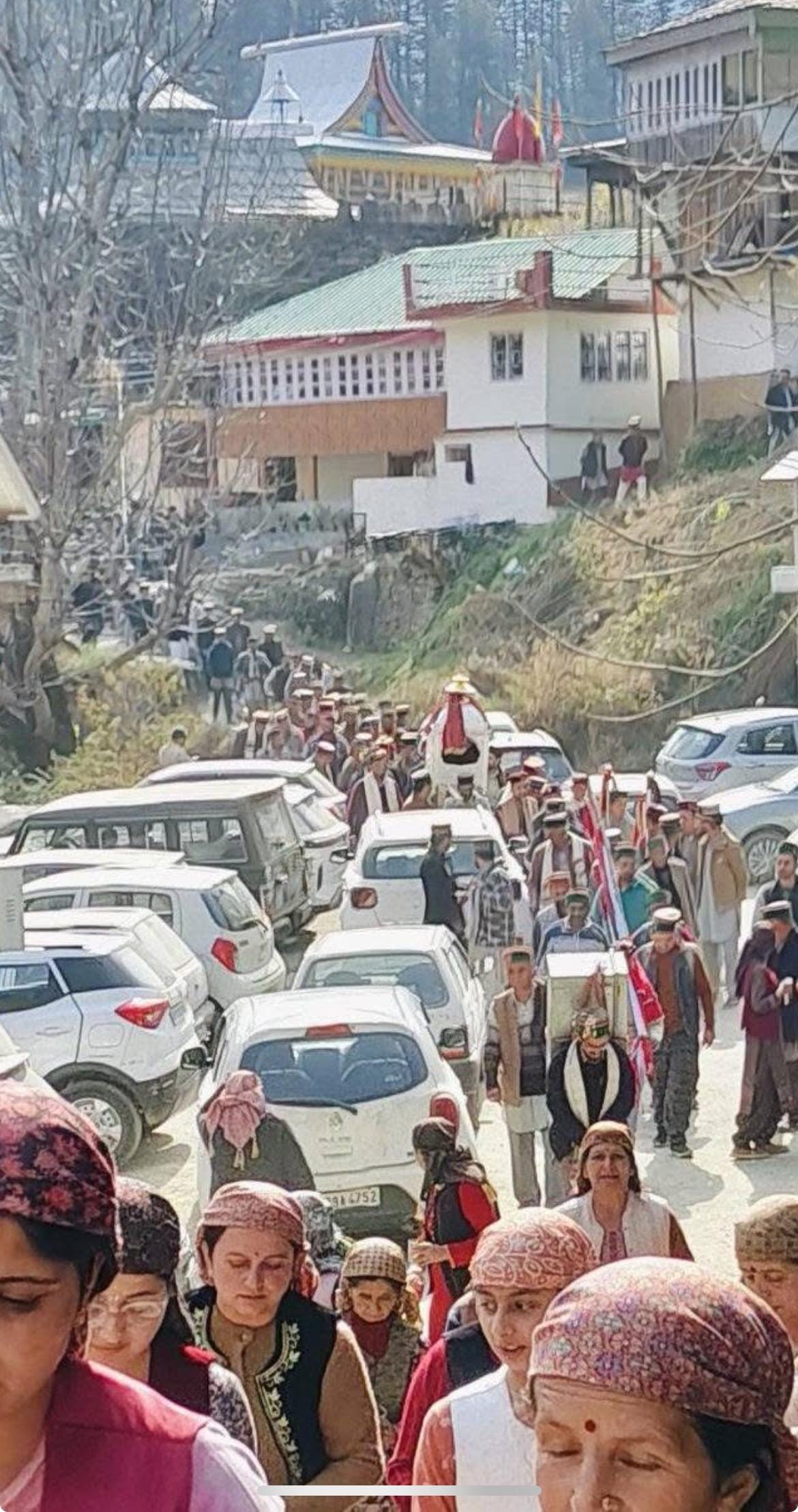 24 दिवसीय प्रवास पर निकले ठियोग क्षेत्र के आराध्य देवता चिखड़ेश्वर महादेव। संवाद