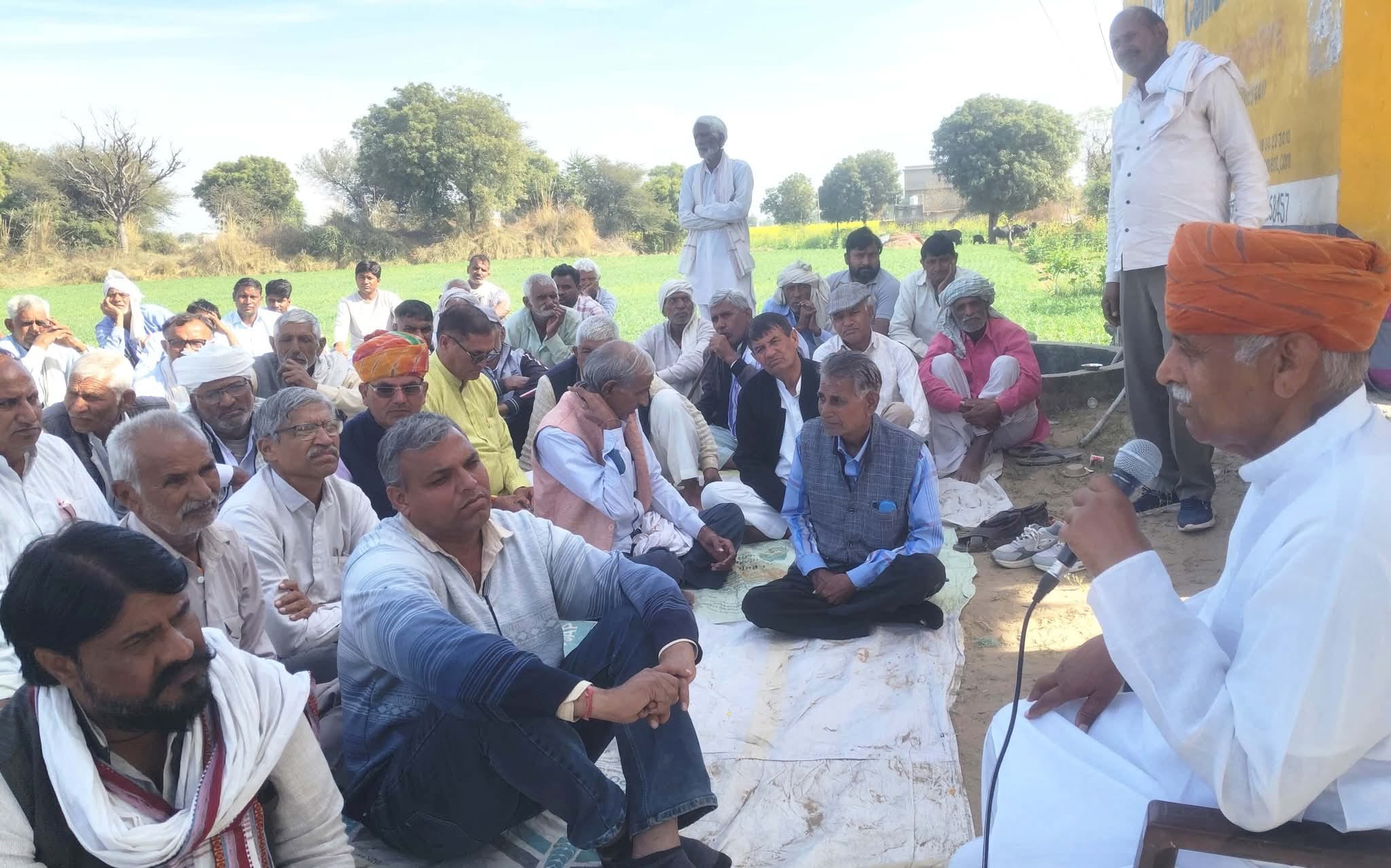 एक्सप्रेस वे विरोध को लेकर निकलती तिरंगा चेतना यात्रा