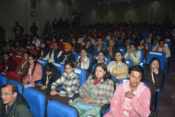 मुख्यमंत्री योगी आदित्यनाथ ने बृहस्पतिवार को भातखंडे संस्कृति विश्वविद्यालय के तीन दिवसीय शताब्