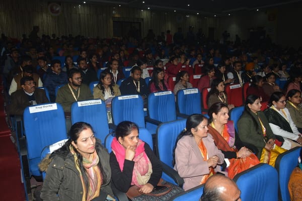 मुख्यमंत्री योगी आदित्यनाथ ने बृहस्पतिवार को भातखंडे संस्कृति विश्वविद्यालय के तीन दिवसीय शताब्