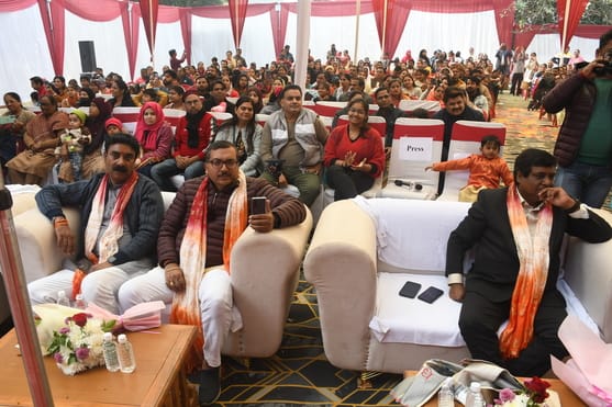 नगर निगम के चिल्ड्रेंस पैलेस विद्यालय का वार्षिकोत्सव बृहस्पतिवार को हर्षोल्लास और भव्यता के सा नगर निगम के चिल्ड्रेंस पैलेस विद्यालय का वार्षिकोत्सव बृहस्पतिवार को हर्षोल्लास और भव्यता के सा