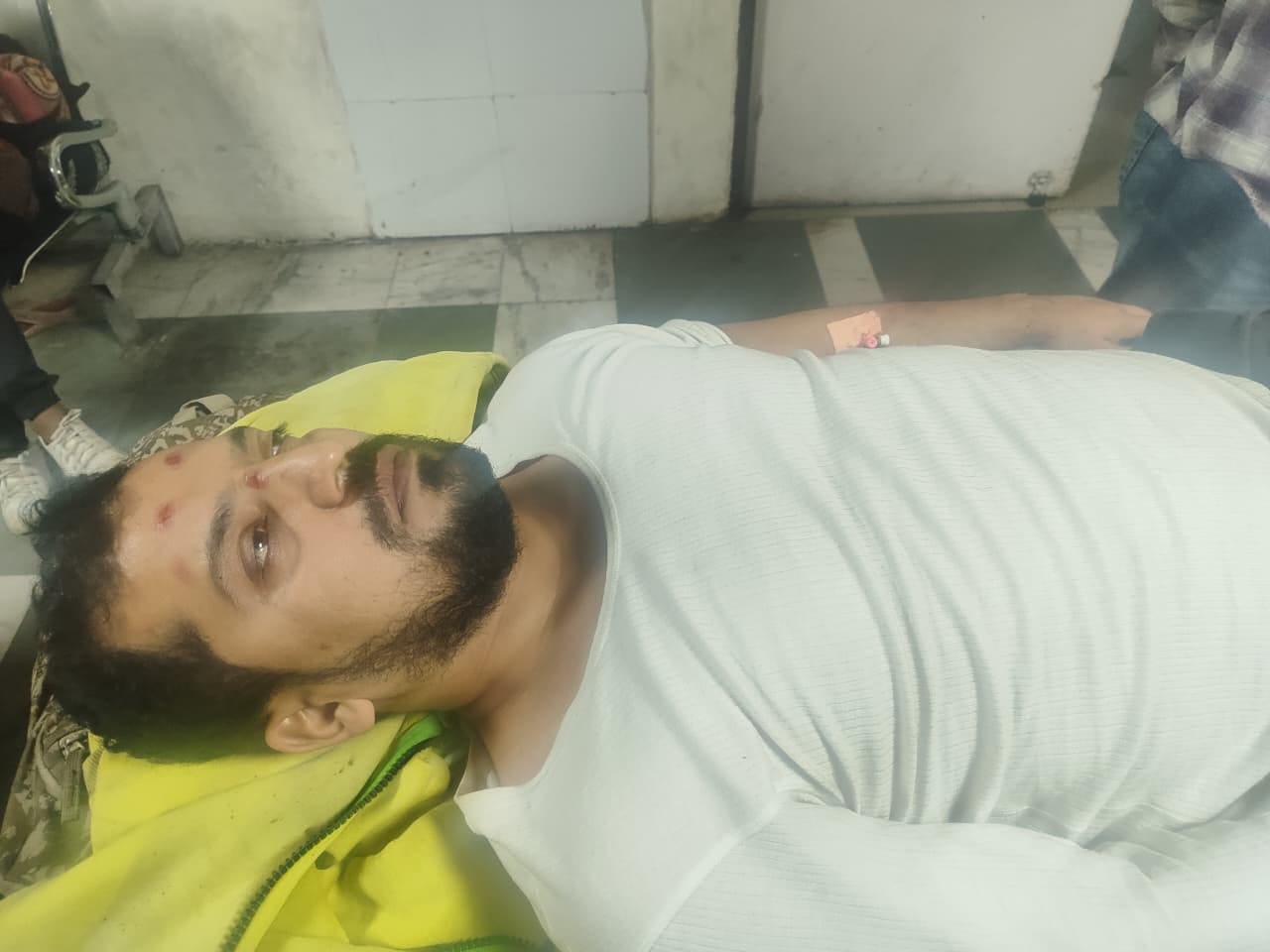 56...शीला बाईपास के पास दुर्घटनाग्रस्त कार। स्रोत : सोशल मीडिया 56...शीला बाईपास के पास दुर्घटनाग्रस्त कार। स्रोत : सोशल मीडिया