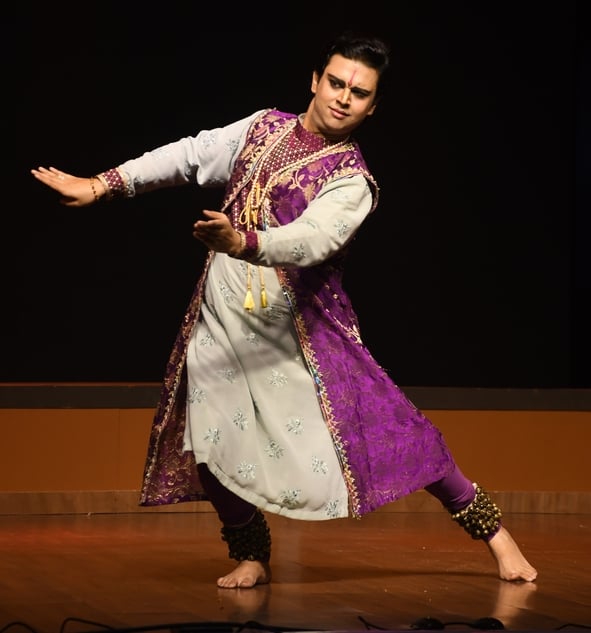 भातखंडे संस्कृति विश्वविद्यालय में शताब्दी वर्ष के अवसर पर आयोजित तीन दिवसीय अंतरराष्ट्रीय संगो भातखंडे संस्कृति विश्वविद्यालय में शताब्दी वर्ष के अवसर पर आयोजित तीन दिवसीय अंतरराष्ट्रीय संगो