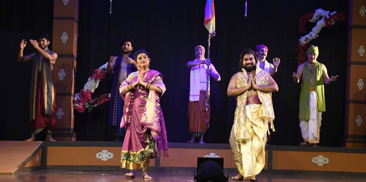 भातखंडे संस्कृति विश्वविद्यालय में शताब्दी वर्ष के अवसर पर आयोजित तीन दिवसीय अंतरराष्ट्रीय संगो भातखंडे संस्कृति विश्वविद्यालय में शताब्दी वर्ष के अवसर पर आयोजित तीन दिवसीय अंतरराष्ट्रीय संगो