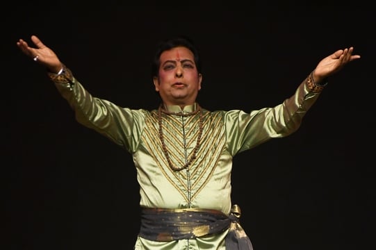 भातखंडे संस्कृति विश्वविद्यालय में शताब्दी वर्ष के अवसर पर आयोजित तीन दिवसीय अंतरराष्ट्रीय संगो भातखंडे संस्कृति विश्वविद्यालय में शताब्दी वर्ष के अवसर पर आयोजित तीन दिवसीय अंतरराष्ट्रीय संगो