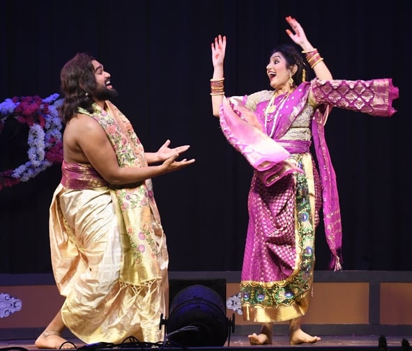 भातखंडे संस्कृति विश्वविद्यालय में शताब्दी वर्ष के अवसर पर आयोजित तीन दिवसीय अंतरराष्ट्रीय संगो भातखंडे संस्कृति विश्वविद्यालय में शताब्दी वर्ष के अवसर पर आयोजित तीन दिवसीय अंतरराष्ट्रीय संगो