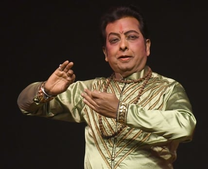 भातखंडे संस्कृति विश्वविद्यालय में शताब्दी वर्ष के अवसर पर आयोजित तीन दिवसीय अंतरराष्ट्रीय संगो भातखंडे संस्कृति विश्वविद्यालय में शताब्दी वर्ष के अवसर पर आयोजित तीन दिवसीय अंतरराष्ट्रीय संगो