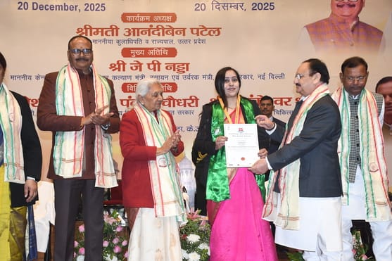 अटल बिहारी वाजपेई साइंटिफिक कन्वेंशन सेंटर में आयोजित केजीएमयू के 21वें दीक्षांत समारोह की झलकि अटल बिहारी वाजपेई साइंटिफिक कन्वेंशन सेंटर में आयोजित केजीएमयू के 21वें दीक्षांत समारोह की झलकि