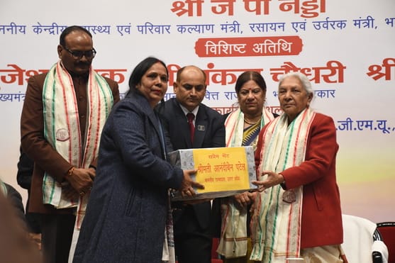 अटल बिहारी वाजपेई साइंटिफिक कन्वेंशन सेंटर में आयोजित केजीएमयू के 21वें दीक्षांत समारोह की झलकि अटल बिहारी वाजपेई साइंटिफिक कन्वेंशन सेंटर में आयोजित केजीएमयू के 21वें दीक्षांत समारोह की झलकि