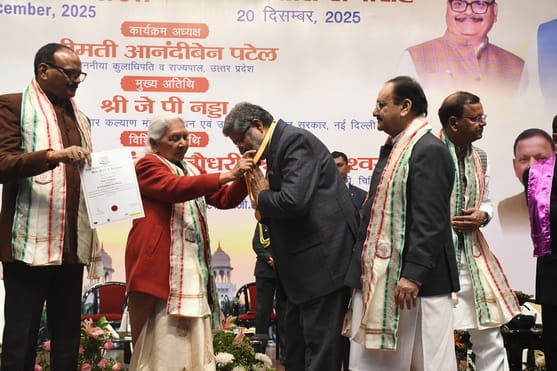 अटल बिहारी वाजपेई साइंटिफिक कन्वेंशन सेंटर में आयोजित केजीएमयू के 21वें दीक्षांत समारोह की झलकि अटल बिहारी वाजपेई साइंटिफिक कन्वेंशन सेंटर में आयोजित केजीएमयू के 21वें दीक्षांत समारोह की झलकि