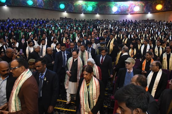 अटल बिहारी वाजपेई साइंटिफिक कन्वेंशन सेंटर में आयोजित केजीएमयू के 21वें दीक्षांत समारोह की झलकि अटल बिहारी वाजपेई साइंटिफिक कन्वेंशन सेंटर में आयोजित केजीएमयू के 21वें दीक्षांत समारोह की झलकि