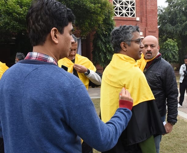 भारतीय प्रबंधन संस्थान (आईआईएम) में चल रहे तीन दिवसीय पूर्व छात्र पुनर्मिलन समारोह में शनिवार क भारतीय प्रबंधन संस्थान (आईआईएम) में चल रहे तीन दिवसीय पूर्व छात्र पुनर्मिलन समारोह में शनिवार क