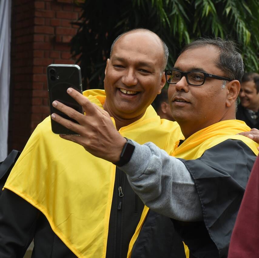 भारतीय प्रबंधन संस्थान (आईआईएम) में चल रहे तीन दिवसीय पूर्व छात्र पुनर्मिलन समारोह में शनिवार क भारतीय प्रबंधन संस्थान (आईआईएम) में चल रहे तीन दिवसीय पूर्व छात्र पुनर्मिलन समारोह में शनिवार क