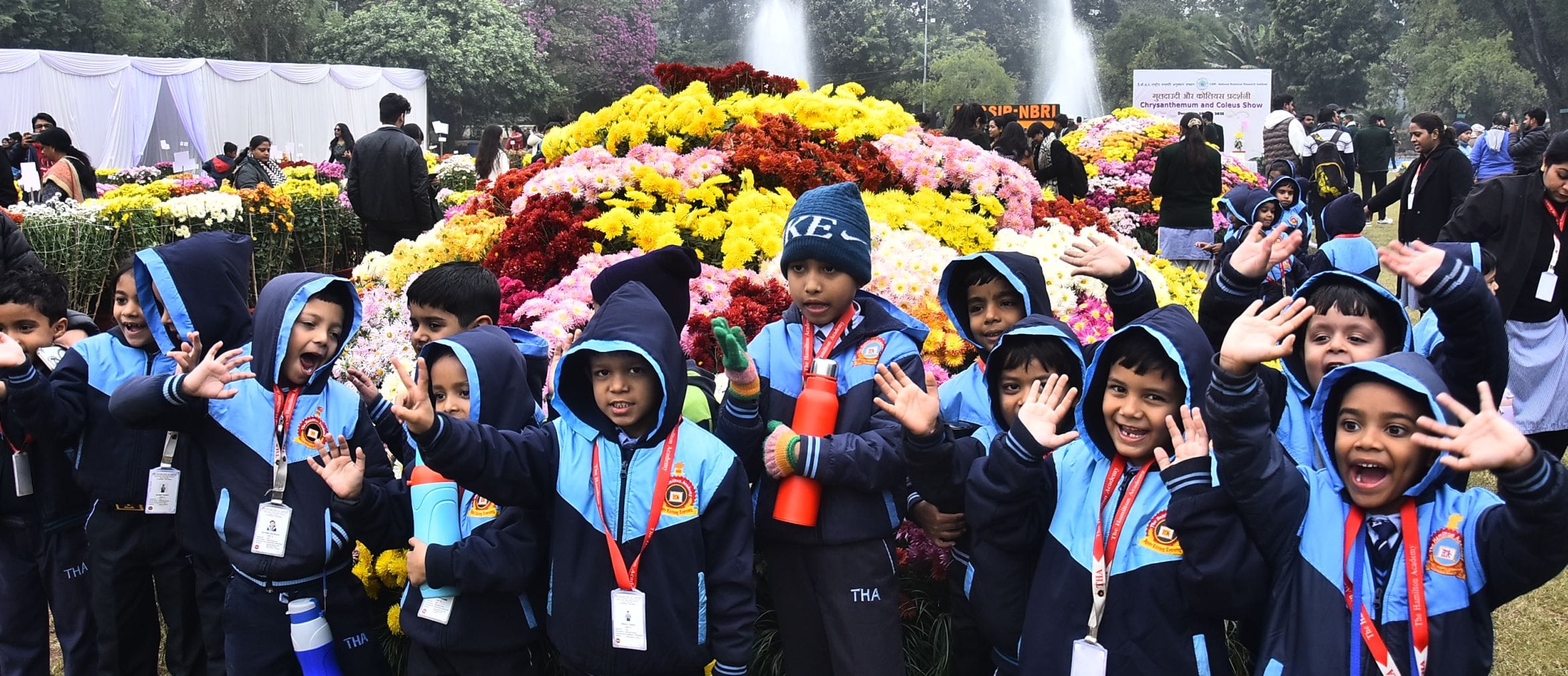 वनस्पति उद्यान स्थित सेंट्रल लॉन में दो दिवसीय गुलदाउदी एवं कोलियस पुष्प प्रदर्शनी–2025 का शुभा