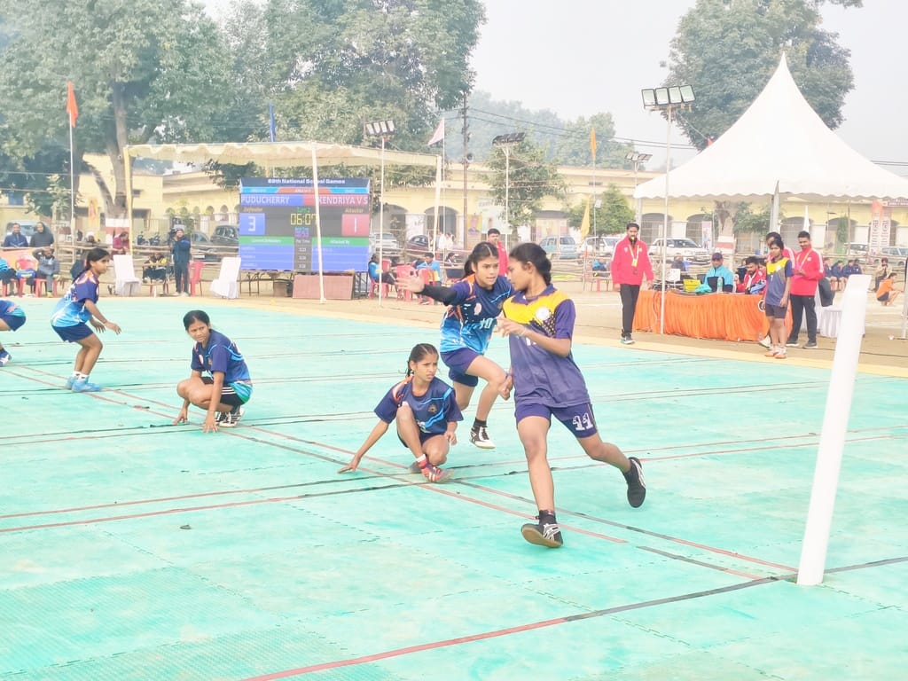 1-जीआईसी में आयोजित खो खो प्रतियोगिता में प्रतिभाग मौजूद खिलाड़ी।-संवाद