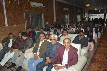 कृष्णानगर में कानपुर रोड पर स्थित गेस्ट हाउस में रविवार दोपहर अधिवक्ता कल्याण समिति, आलमबाग का कृष्णानगर में कानपुर रोड पर स्थित गेस्ट हाउस में रविवार दोपहर अधिवक्ता कल्याण समिति, आलमबाग का