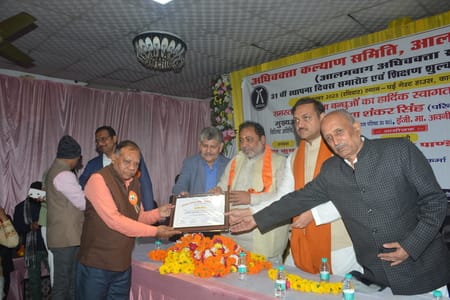 कृष्णानगर में कानपुर रोड पर स्थित गेस्ट हाउस में रविवार दोपहर अधिवक्ता कल्याण समिति, आलमबाग का कृष्णानगर में कानपुर रोड पर स्थित गेस्ट हाउस में रविवार दोपहर अधिवक्ता कल्याण समिति, आलमबाग का