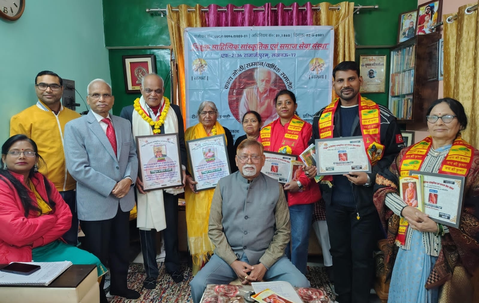 वरिष्ठ साहित्यकार डॉ. विक्रम राय, डॉ. रामा आर्य, मनीष, शालिनी सिंह और देवेश को भिक्षुक साहित्य 