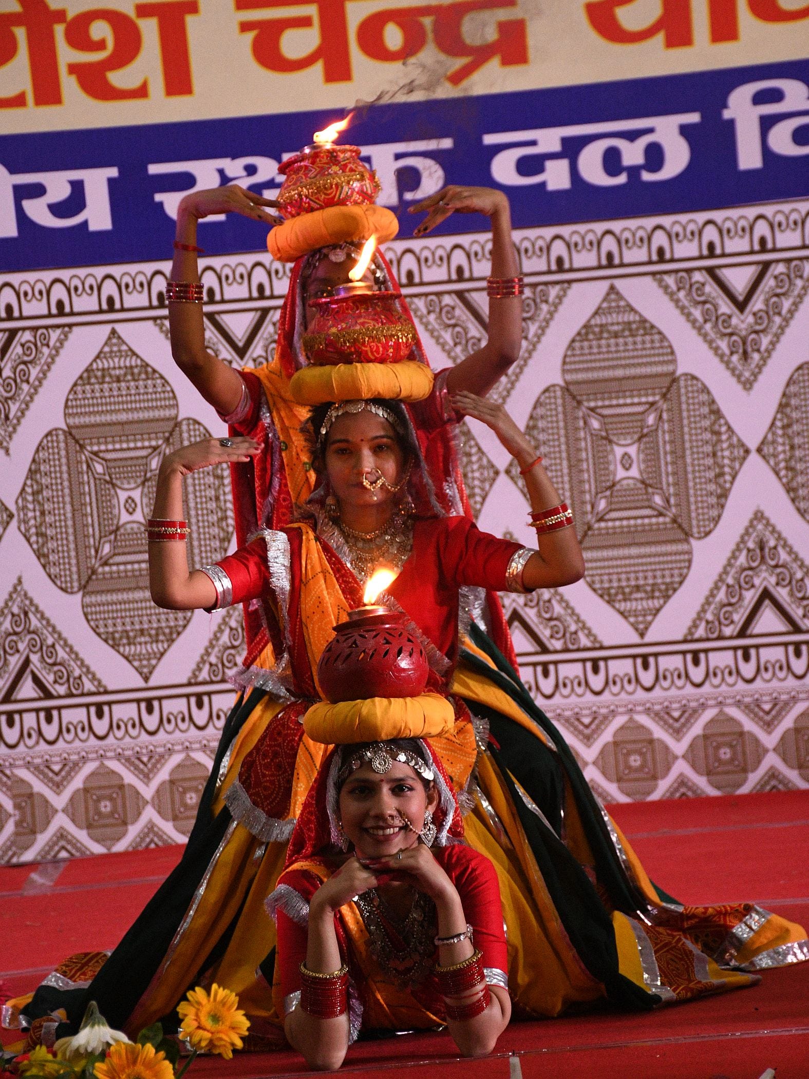 गोमतीनगर स्थित इंदिरा गांधी प्रतिष्ठान के सभागार में सोमवार से तीन दिवसीय राज्य युवा उत्सव की श