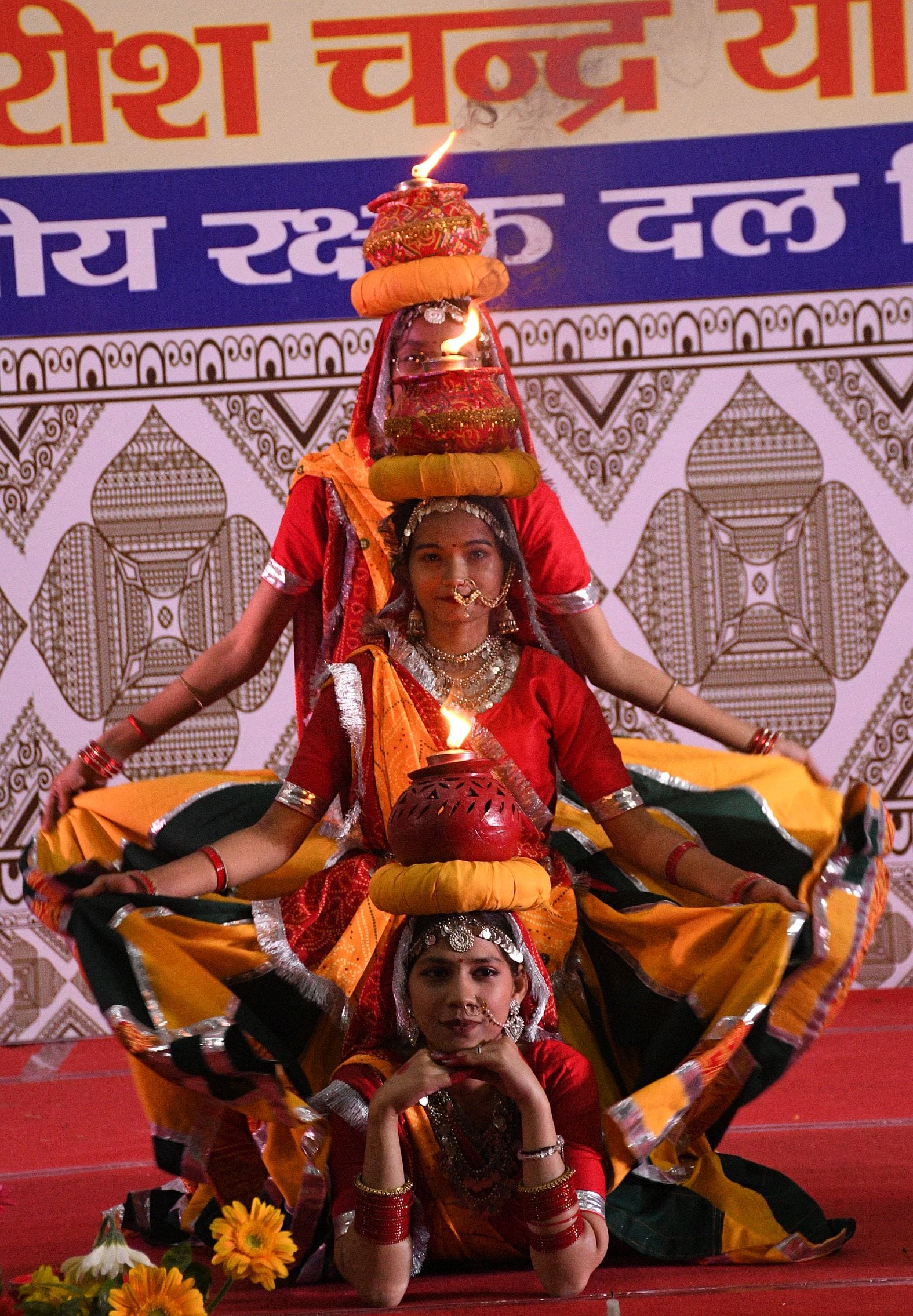 गोमतीनगर स्थित इंदिरा गांधी प्रतिष्ठान के सभागार में सोमवार से तीन दिवसीय राज्य युवा उत्सव की श
