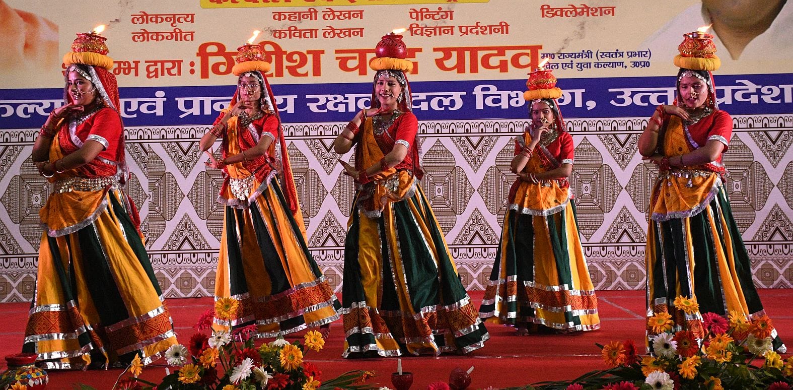 गोमतीनगर स्थित इंदिरा गांधी प्रतिष्ठान के सभागार में सोमवार से तीन दिवसीय राज्य युवा उत्सव की श