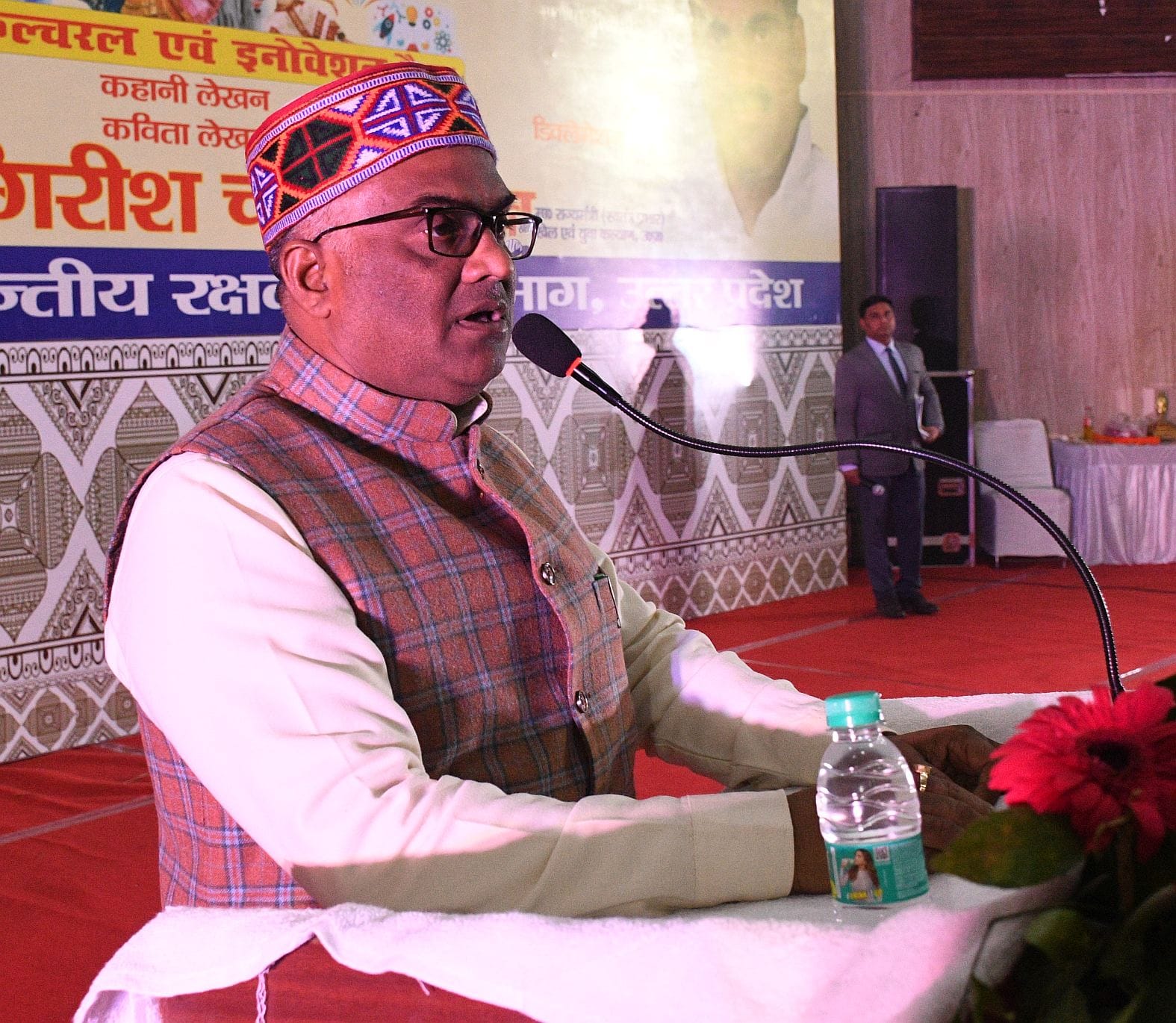 गोमतीनगर स्थित इंदिरा गांधी प्रतिष्ठान के सभागार में सोमवार से तीन दिवसीय राज्य युवा उत्सव की श