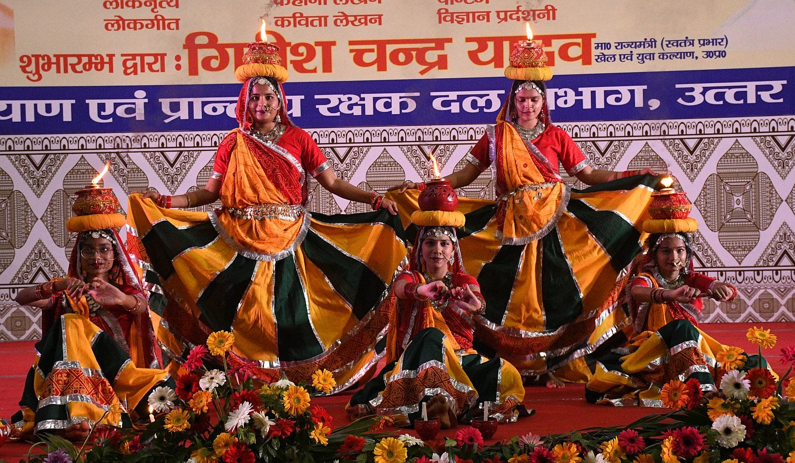 गोमतीनगर स्थित इंदिरा गांधी प्रतिष्ठान के सभागार में सोमवार से तीन दिवसीय राज्य युवा उत्सव की श