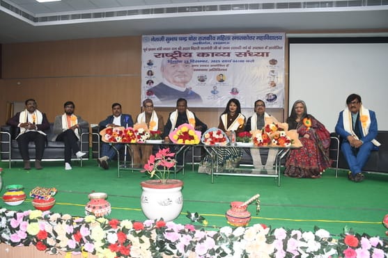 अलीगंज स्थित नेताजी सुभाष चंद्र बोस राजकीय महिला स्नातकोत्तर महाविद्यालय परिसर में मंगलवार को प