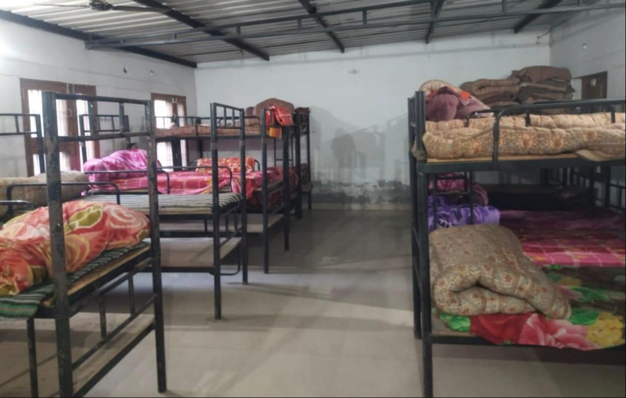 कुरुक्षेत्र। आरओबी के नीचे नगर परिषद द्वारा बनाया गया रैन बसेरा। संवाद कुरुक्षेत्र। आरओबी के नीचे नगर परिषद द्वारा बनाया गया रैन बसेरा। संवाद