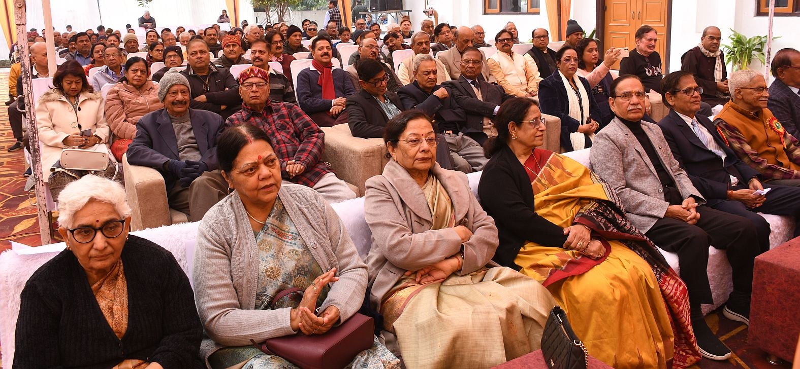 मदन मोहन मालवीय की 164वीं जयंती की पूर्व संध्या पर बुधवार को आयोजित समारोह में मुख्य अतिथि पुष्