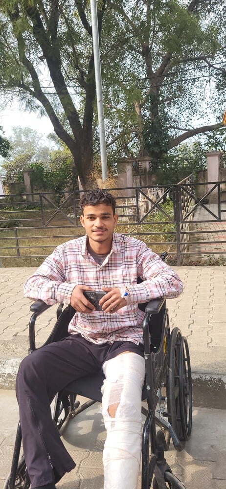 बिलासपुर अस्पताल में चांदपुर से आई महिला अनीता । संवाद