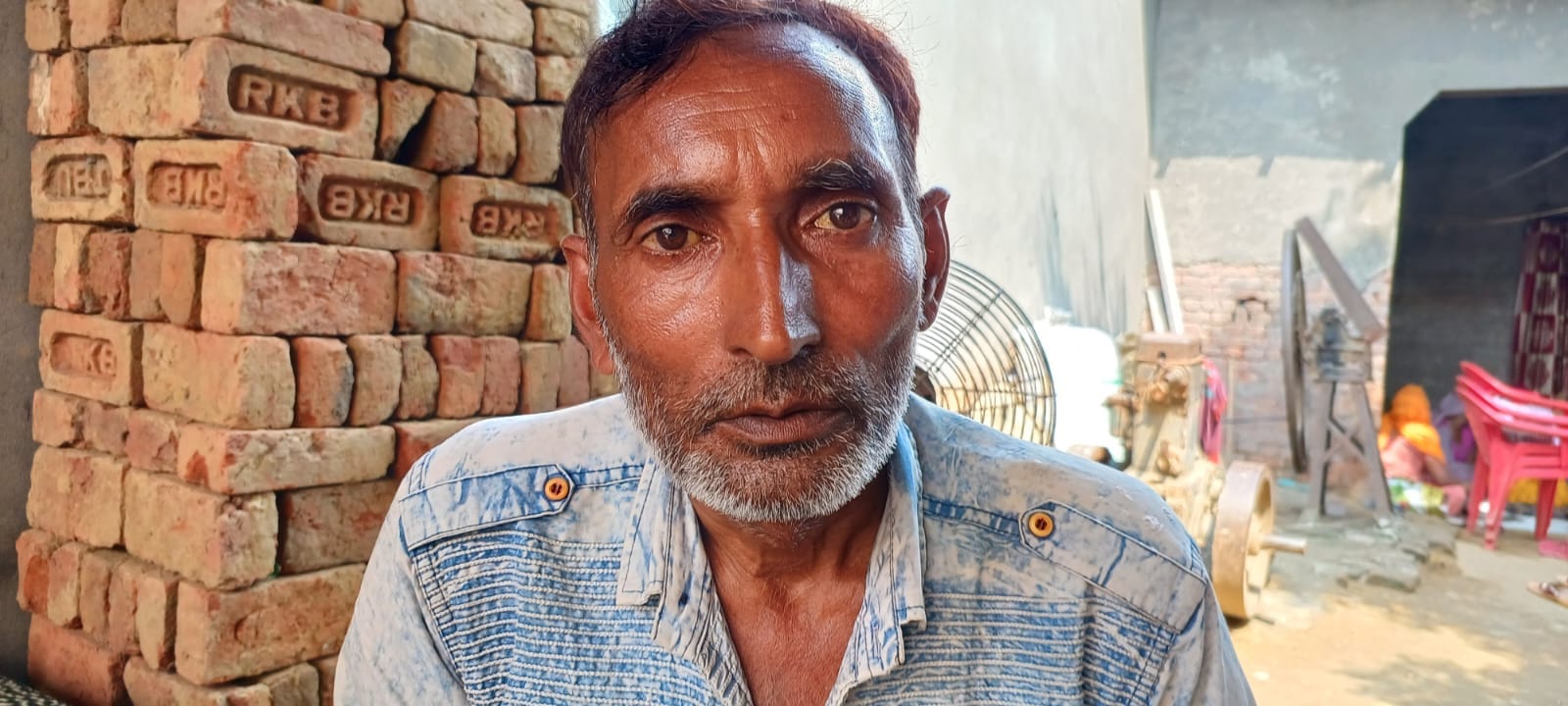 फसल डूबने वाली खबर के साथ: निक्की देवी फसल डूबने वाली खबर के साथ: निक्की देवी
