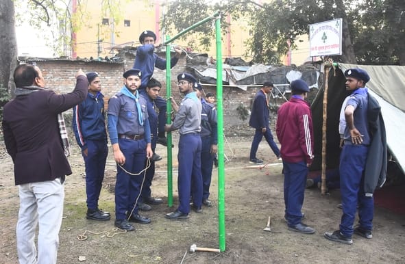 भारत स्काउट एंड गाइड, उत्तर प्रदेश की ओर से आयोजित तीन दिवसीय जिला स्तरीय वार्षिक रैली में बच्च भारत स्काउट एंड गाइड, उत्तर प्रदेश की ओर से आयोजित तीन दिवसीय जिला स्तरीय वार्षिक रैली में बच्च