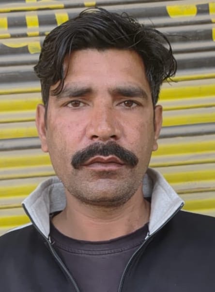 इकबाल, प्रधान, मालपुर उर्फ मल्लुपुरा।