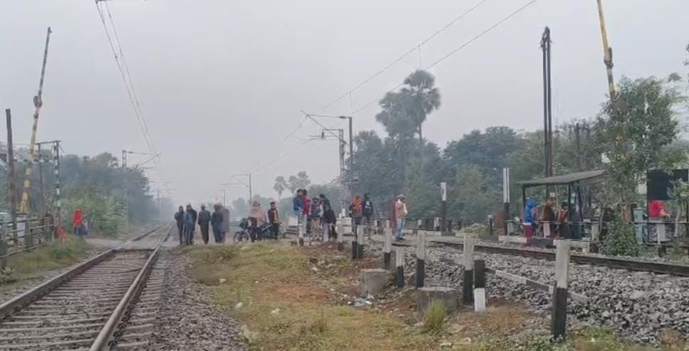 ट्रेन की चपेट में आने से मौत