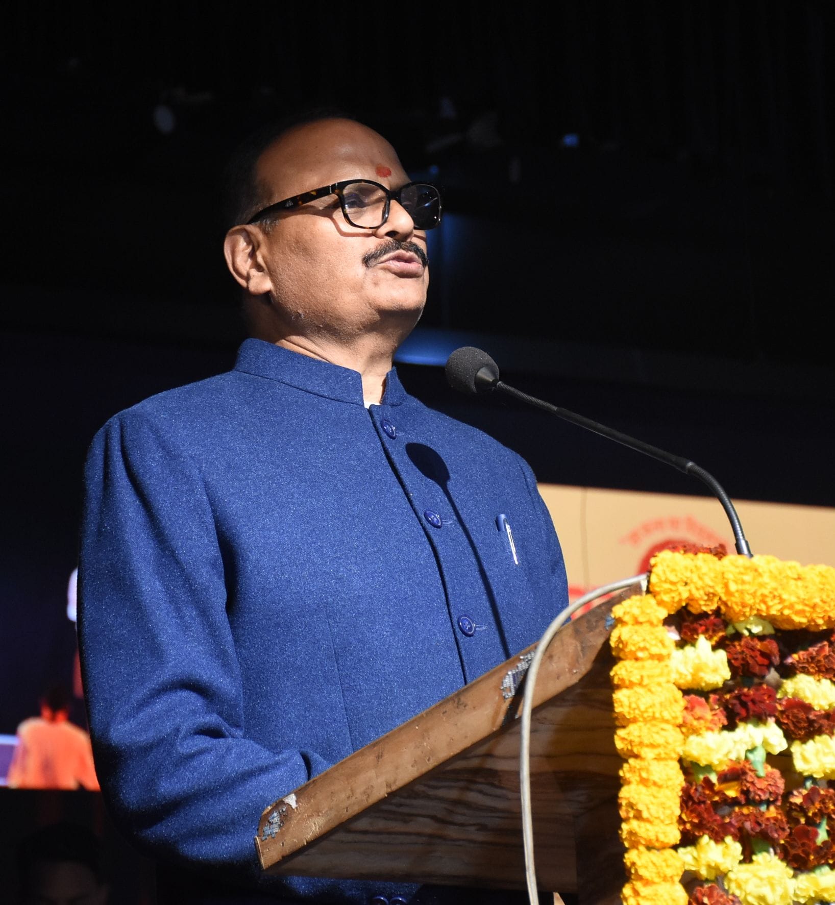 कैसरबाग स्थित भातखंडे संस्कृति विश्वविद्यालय के कलामंडपम प्रेक्षागृह में ‘संघ गंगा के तीन भगीरथ कैसरबाग स्थित भातखंडे संस्कृति विश्वविद्यालय के कलामंडपम प्रेक्षागृह में ‘संघ गंगा के तीन भगीरथ