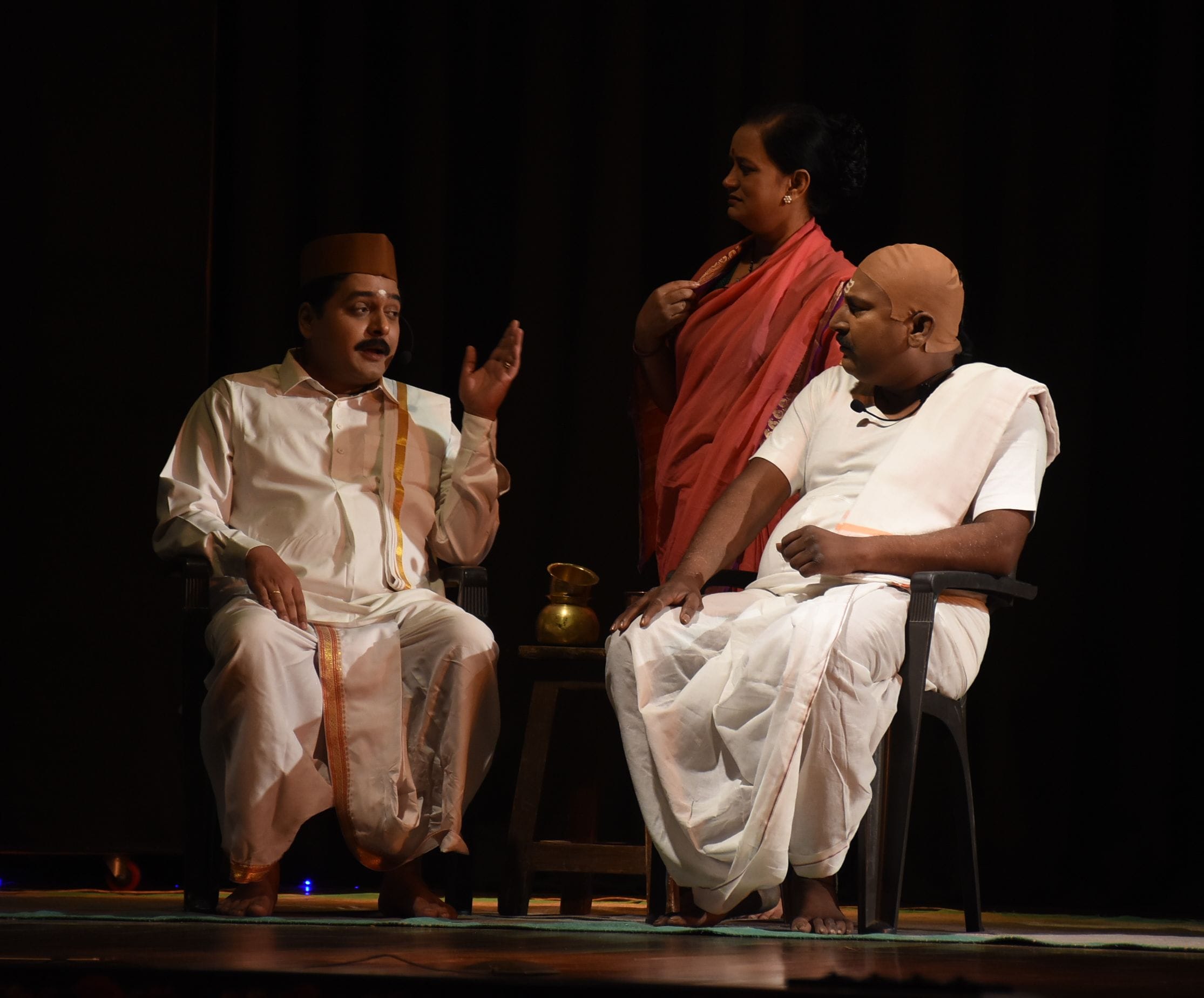 कैसरबाग स्थित भातखंडे संस्कृति विश्वविद्यालय के कलामंडपम प्रेक्षागृह में ‘संघ गंगा के तीन भगीरथ कैसरबाग स्थित भातखंडे संस्कृति विश्वविद्यालय के कलामंडपम प्रेक्षागृह में ‘संघ गंगा के तीन भगीरथ