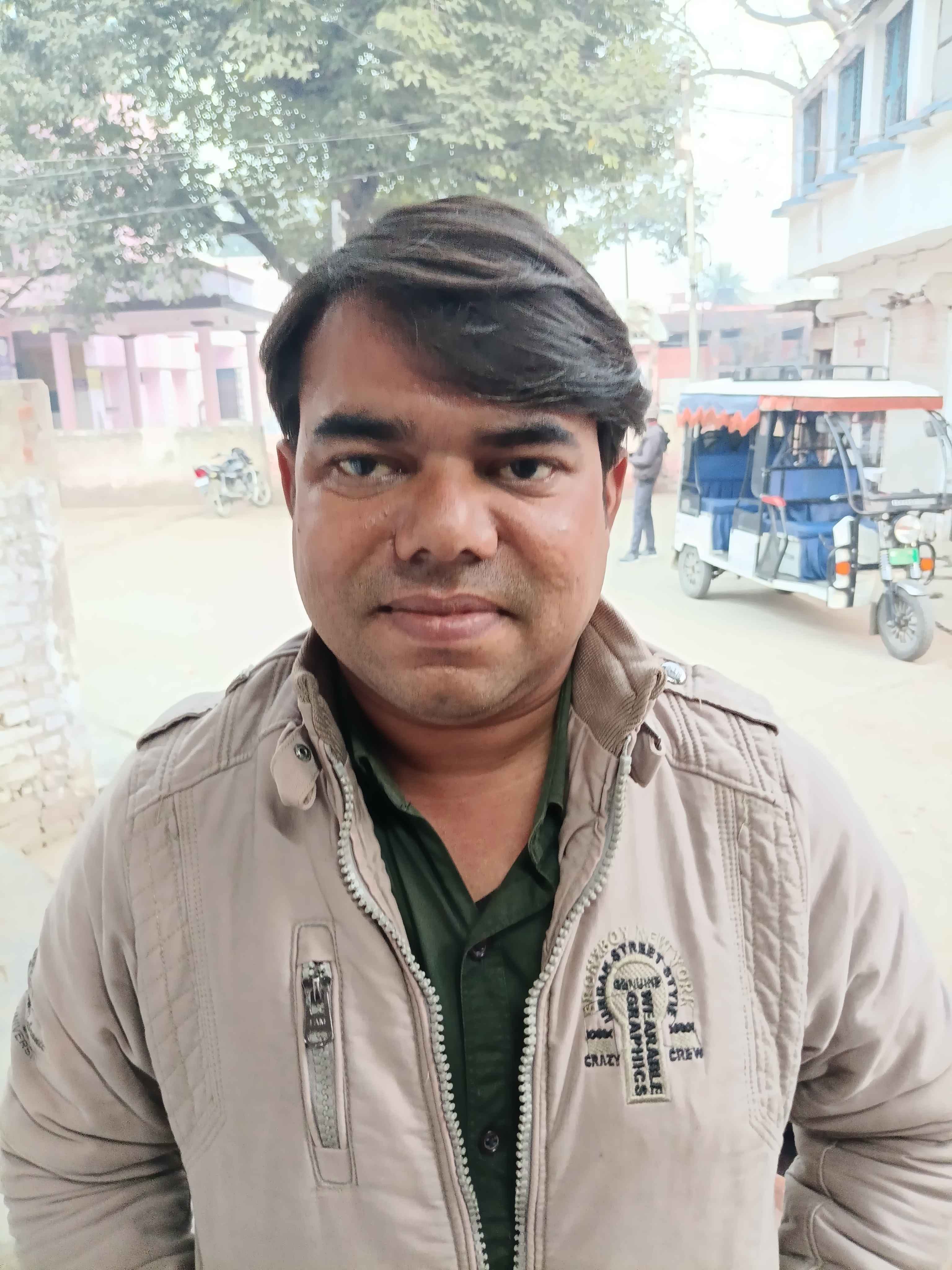 पुष्पेंद्र केसरवानी नगर व्यापार अध्यक्ष