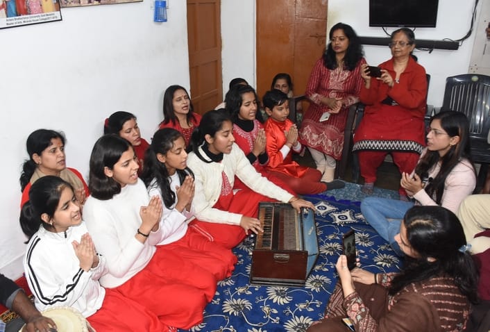  गोमतीनगर स्थित संगीत भवन में शास्त्रीय संगीत की साधना से पुराने वर्ष को विदाई और नए वर्ष का स्