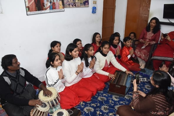  गोमतीनगर स्थित संगीत भवन में शास्त्रीय संगीत की साधना से पुराने वर्ष को विदाई और नए वर्ष का स्