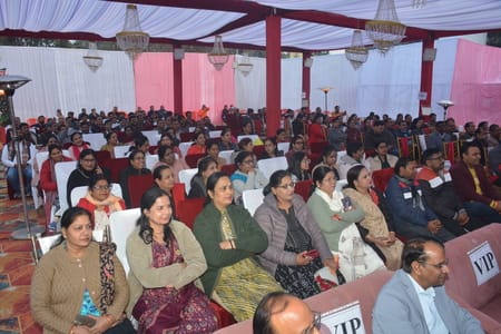 लोकबंधु अस्पताल ने मनाया 15वां स्थापना दिवस। लोकबंधु अस्पताल ने मनाया 15वां स्थापना दिवस।