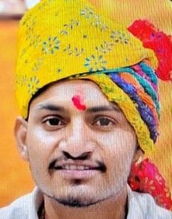 फोटो 15: सोनीपत के खरखौदा स्थित सरकारी अस्पताल में पहुंचे हादसे का शिकार हुए अभिषेक के दोस्त फोटो 15: सोनीपत के खरखौदा स्थित सरकारी अस्पताल में पहुंचे हादसे का शिकार हुए अभिषेक के दोस्त