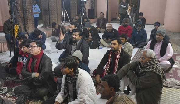 कर्बला दियानतुद्दौला बहादर में हजरत अली असगर की विलादत पर जश्न मना। 